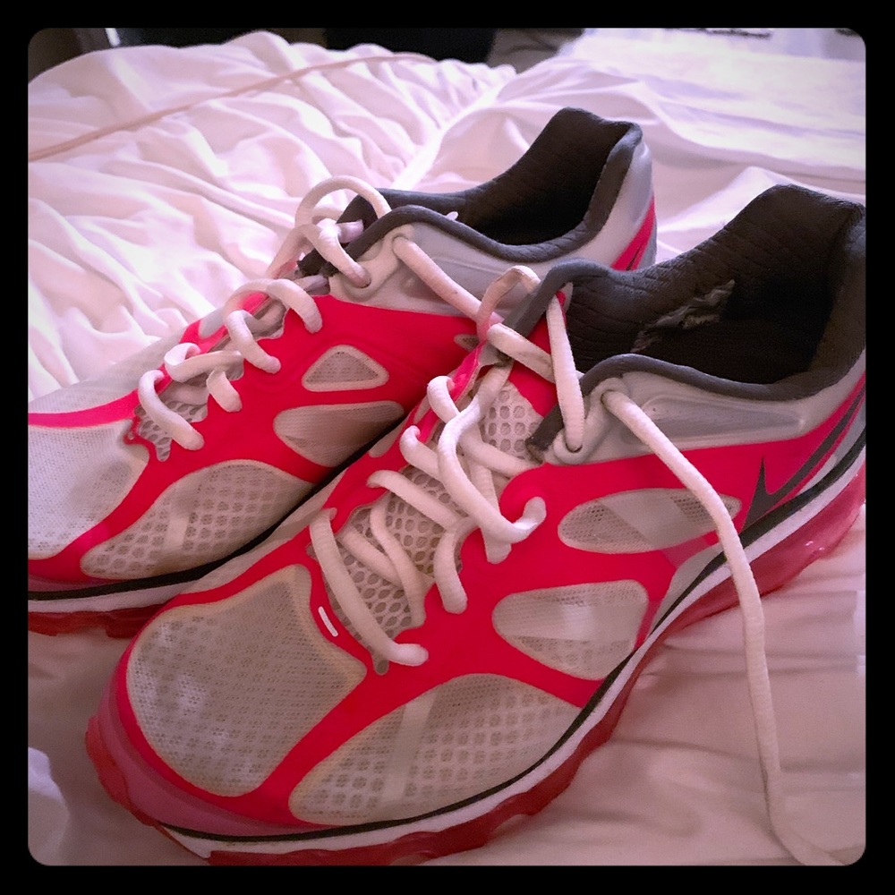Nike Airmax Running Shoes